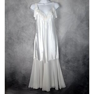Vintage Fairy Chemise Gown Womens Small White Lace Maxi Romantic Whimsy Fairy